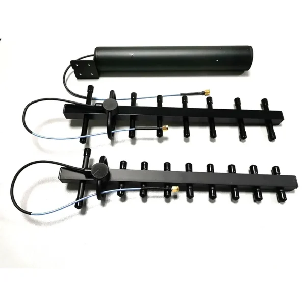 1.5G 2.4G 5.8G UAV Antenna Eight Days Directional RF Antenna Anti-UAV Equipment Launch